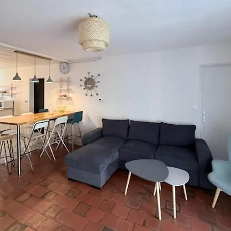 House Ideally Located In La Rochelle (Charente-Maritime)